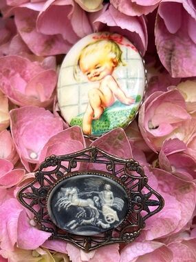 Bundle for Sherri-Vintage Pair of Decorative Cameo Brooches Cream & Antique Gold